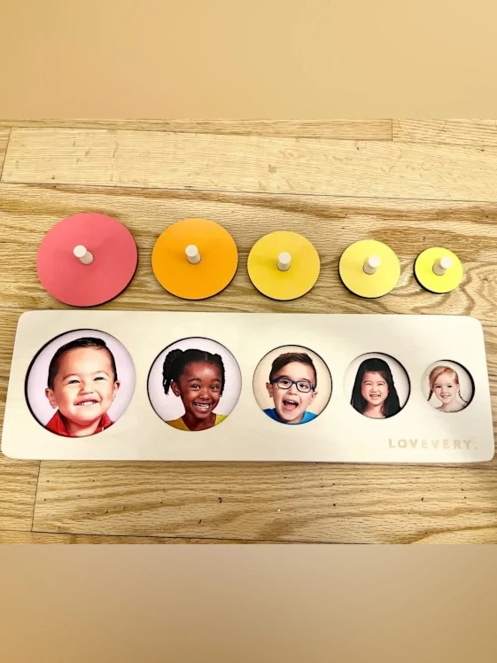 Lovevery Circle of Friends Montessori Puzzle